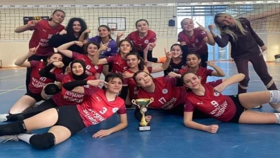 Voleybol’da Nevşehir Belediyesi Gençlik ve Spor Kulübü Rüzgarı