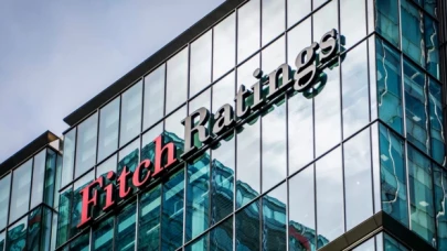 Yeni hükümetin ilk görevi döviz piyasası risklerini yönetmek