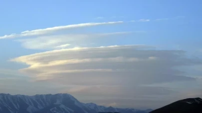 Yüksekova semalarında mercek bulutu oluştu