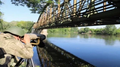 3’ü FETÖ mensubu 6 kişi sınırda takıldı!