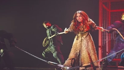 “Notre Dame de Paris” Müzikali Dev Oyuncu Kadrosuyla Büyüleyecek