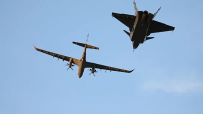 Bayraktar Kızılelma ve Bayraktar Akıncı kol uçuşu gerçekleştirdi