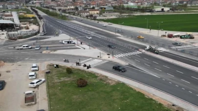 Bursa İnegöl’de Akpınar Kavşağı bayrama hazırlanıyor