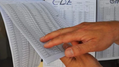 Seçime 42 gün kaldı: Seçmen listesinde son gün