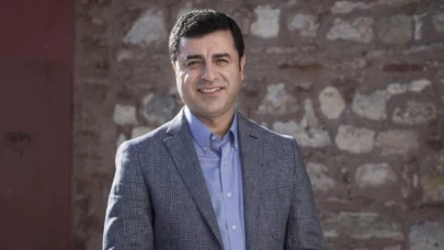 Selahattin Demirtaş cezaevinden son halini paylaştı: 'Size güveniyorum'