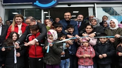 Bağcılar’da ihtiyaç sahipleri için 'Sosyal Market’ açıldı