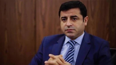 Demirtaş: Muhalefet kesinlikle önde ve ilk turda bitti, bitecek, oylarınıza sahip çıkın!
