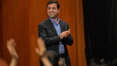 Demirtaş’tan gençlere çağrı: Risk almayın; ilk turda bitirelim, devran bir defa dönsün