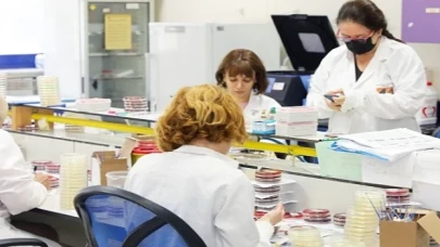 DEÜ Laboratuvarlarında Dijital Dönem