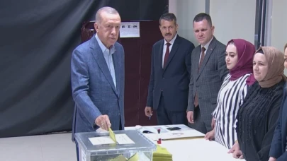 Erdoğan oyunu kullandı: Türk demokrasimiz için hayırlısıyla bir geleceği rabbimden niyaz ediyoruz
