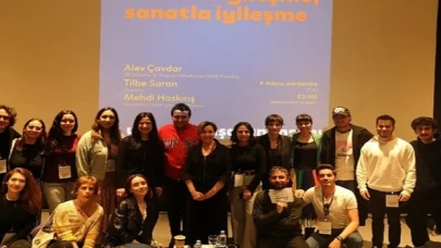 festival408 Açılış Etkinliğinde Söz Alan Oyuncu Tilbe Saran:  'Sanat bize birlik olacak ve soluk alacak alanlar sağlıyor’