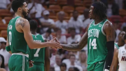Heat'i yenen Celtics, NBA Doğu Konferansı final serisine tutundu