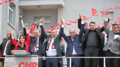 Özgür Özel duyurdu: Memleket Partisi’nin Çorum milletvekili adayları CHP’ye katıldı