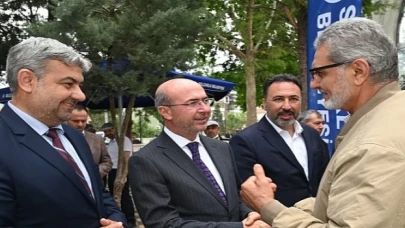 Selçuklu Belediye Başkanı Ahmet Pekyatırmacı, Cuma Buluşmaları kapsamında Hocacihan Mahallesi Zülfikar Camii’nde vatandaşlarla bir araya geldi