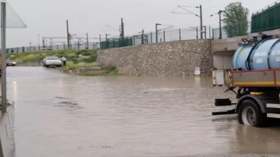 Ankara sele teslim oldu