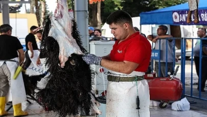 Antalya Büyükşehir’den 3 farklı noktada ücretsiz kurban kesim hizmeti