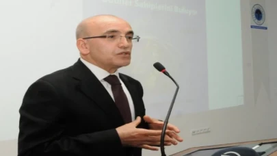 Bakan Şimşek’ten ’ekip’ vurgulu İngilizce paylaşım