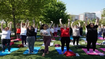 Beylikdüzü’nde ücretsiz yoga eğitimi