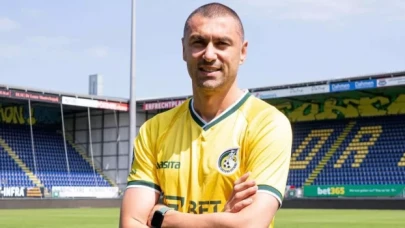 Burak Yılmaz futbolu bıraktığını açıkladı