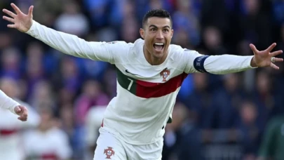 Ronaldo, milli takım formasıyla 200 maça çıkan ilk futbolcu oldu