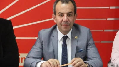 Tanju Özcan, CHP'ye geri döndü