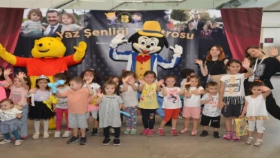 Tiyatro Festivali’ne izleyici akını