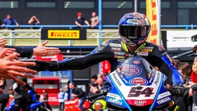 Toprak Razgatlıoğlu İtalya’da İlk Günü Podyumda Tamamladı