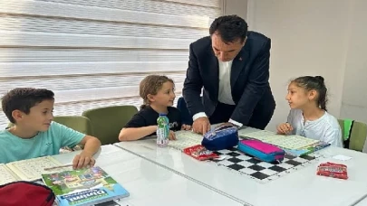 Bilgi Evleri, çocukları geleceğe hazırlıyor