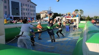 Kocaeli’nin sokaklarında şenlik var