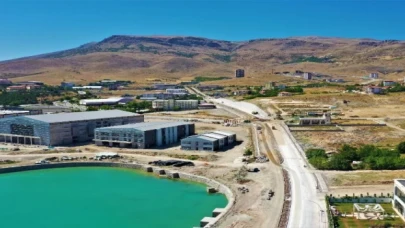 Malatya’da ’Güldal Akşit’te çalışmaları sürüyor