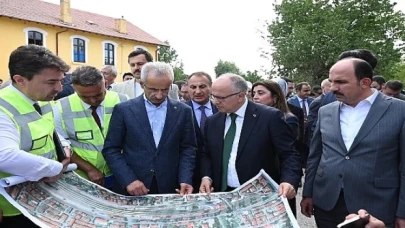 Bakan Uraloğlu: “Konya Büyükşehir ile İş Birliğimizin Tüm Şehirlere Örnek Olmasını Diliyorum”