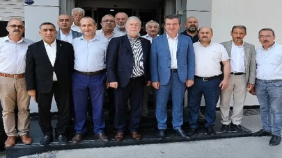 Hakan Koştu ve Bergama Oda Başkanlarından Yalçın Ata’ya ziyaret