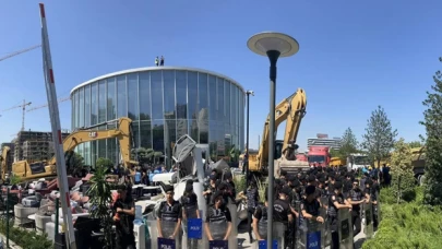 İBB'nin kaçak yapı yıkımına polis engeli