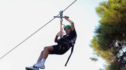 Karşıyaka’da tatil keyfi 'Macera Parkı’nda yaşanıyor