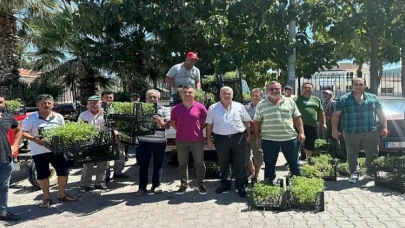 Menderes’te Atalık Fideler Üreticiyle Buluştu