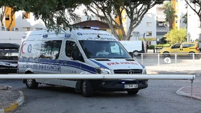 Antalya Büyükşehir, Evde Sağlık Hizmetleri ile yüzlerce hastaya ulaşıyor