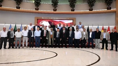 Başkan Böcek esnaf temsilcilerini ağırladı