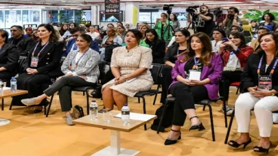 Dünya kadınları kongrede buluştu