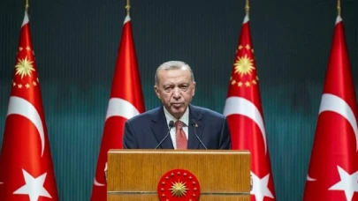 Erdoğan, öğrencilere cep telefonu ve bilgisayar desteğini açıkladı