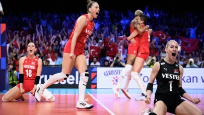 Filenin Sultanları'ndan 5 isim Avrupa Şampiyonası'nın "Rüya Takım"ında yer aldı