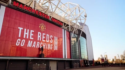 Galatasaray'ın rakibi Manchester United'da sular durulmuyor