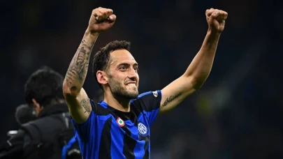 İtalyanlardan Hakan Çalhanoğlu'na övgü: Her şeyin merkezinde o var