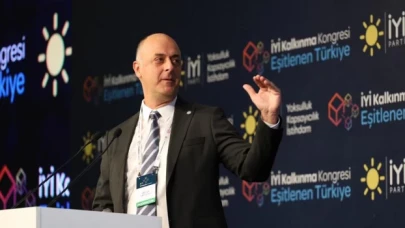 Meral Akşener açıkladı: İYİ Parti'nin İzmir adayı Ümit Özlale oldu