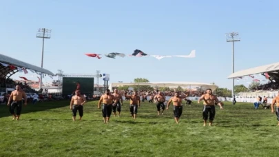 Pehlivanlar sahaya iniyor