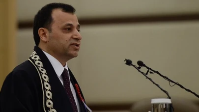 AYM Başkanı Arslan: Demokratik ülkelerde yorum kakofonisine yer yoktur