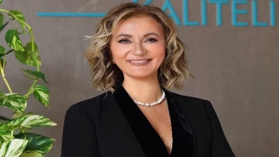 Aynada Görünen 'Sen’ ile Barışık Olmak