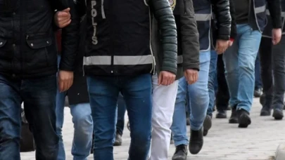 Bakan Yerlikaya, Uzuner ve Pelit suç örgütünün çökertildiğini duyurdu