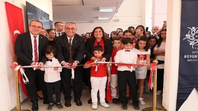 Başkan Çerçioğlu 'Cumhuriyet’ Sergisinin açılışını gerçekleştirdi