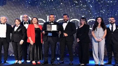 DeFacto 'Cumhuriyet Değerlerini Taşıyan Marka’ Seçildi