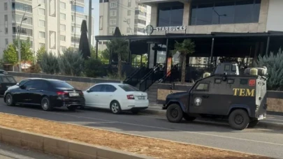 Diyarbakır'da polisin Starbucks ve Burger King nöbeti!